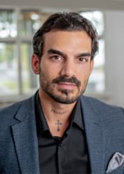 Kostantinos Pliakas – Ihr Ansprechpartner am Standort Leipzig